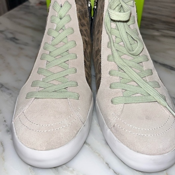 NEW! Sam Edelman Avon High Top Leopard Sneaker - Picture 4 of 15